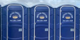 Best Deluxe Portable Toilet Rental  in Dallas, NC